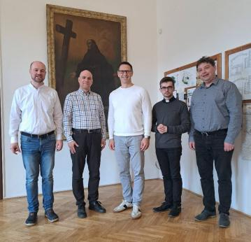 495911483 1233926245406171 2073249718995383452 n